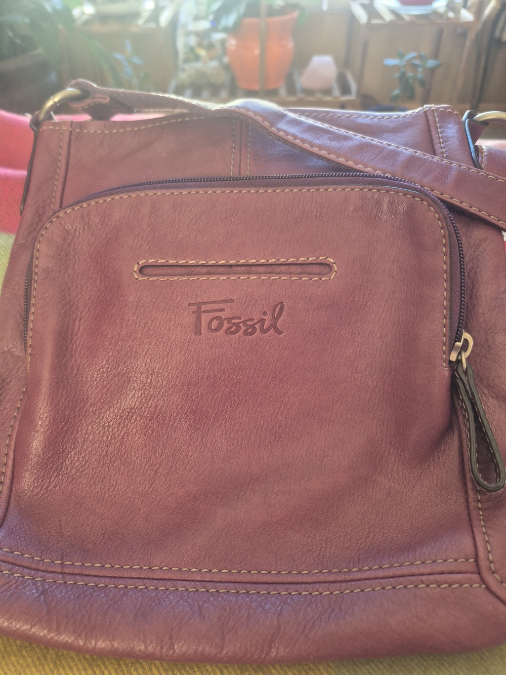 Vintage Fossil Women's Leather Crossbody Bag in Plum